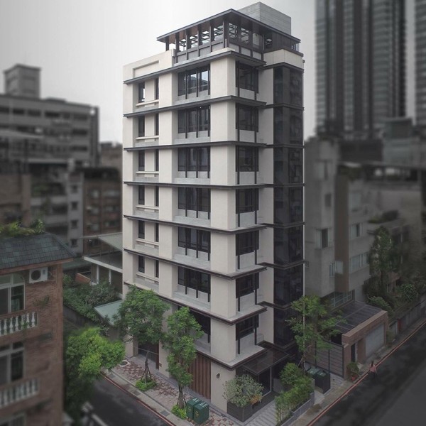 2013 三穎建設 - 水中央