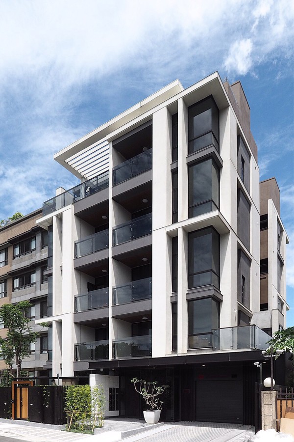 2012 三穎建設 - 雲白